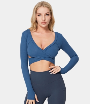 Halara Deep V Neck Thumb Hole Crossover Hem Cropped Sports Women's Tops Deep Powder Blue | DXKBOCW-08