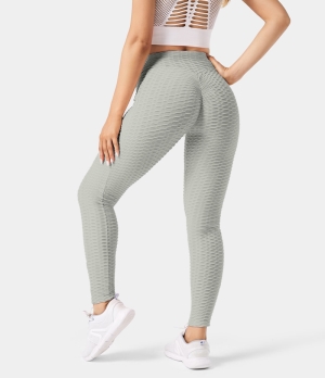 Halara In My Feels High Waisted Ruched Butt Lifting Honeycomb Yoga 7/8 Women's Leggings Aloof Grey | 762934-LEZ