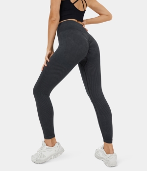 Halara Seamless Flow High Waisted Ruched Butt Lifting Striped Yoga Women's Leggings Black Grey Stripe | 940537-ZPB