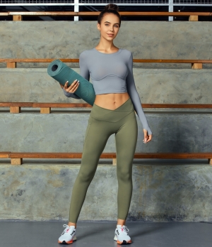 Halara Solid Thumb Hole Cropped Sports Women's Tops Silver | PDEHKMC-29